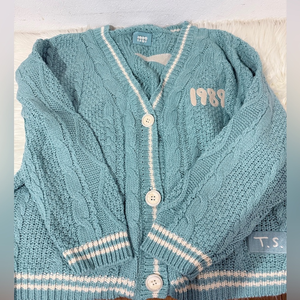 1989 (Taylor’s Version) Cardigan